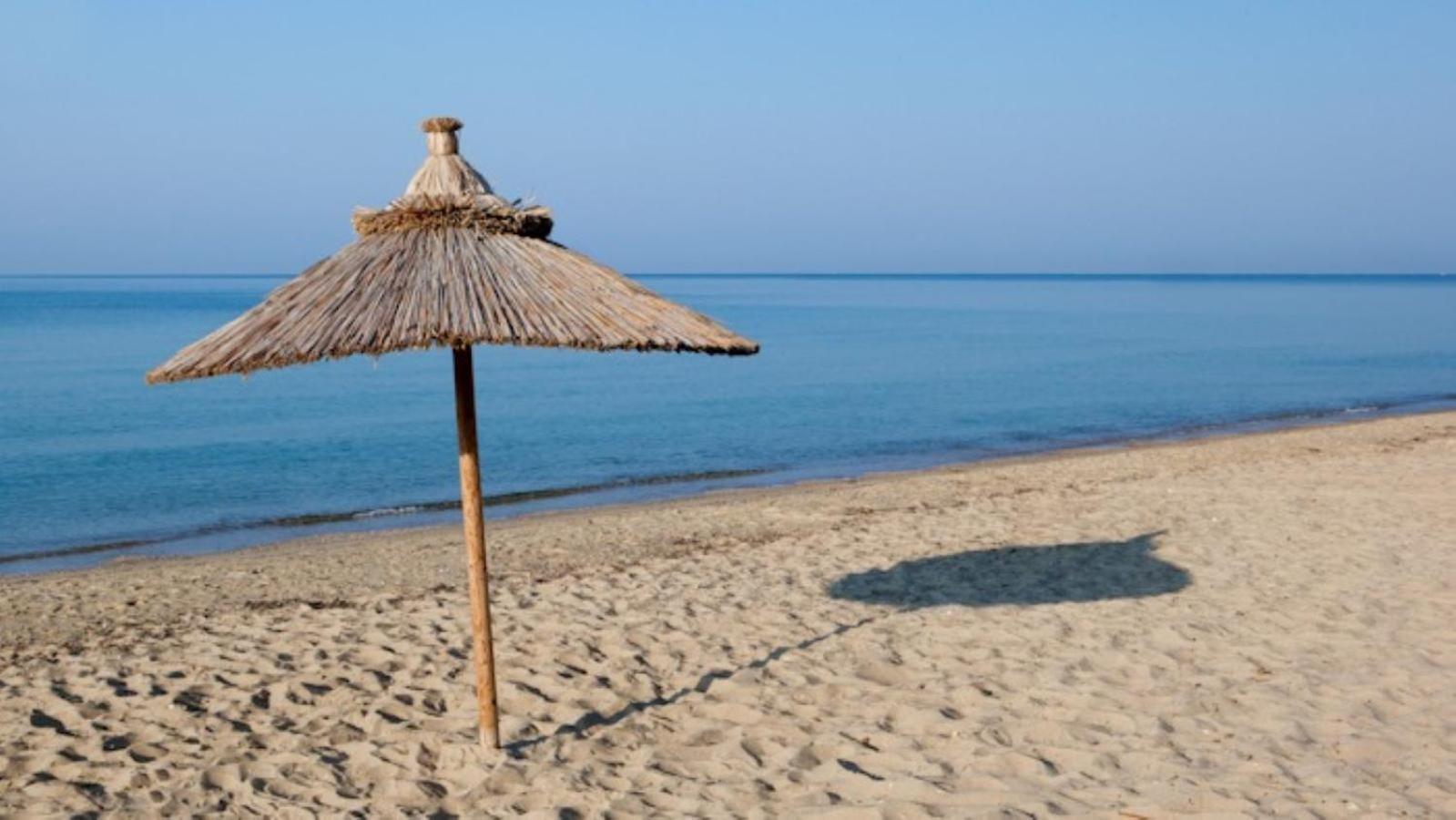 Alexandros Maisonettes & Apartments Nea Moudania Luaran gambar
